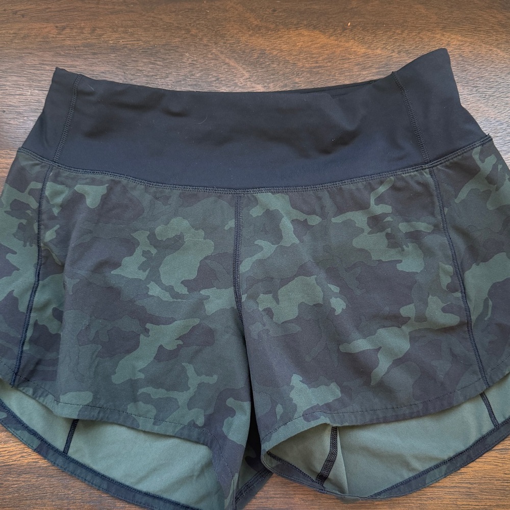 Lululemon Camo Athletic Shorts for Women — Black & Olive